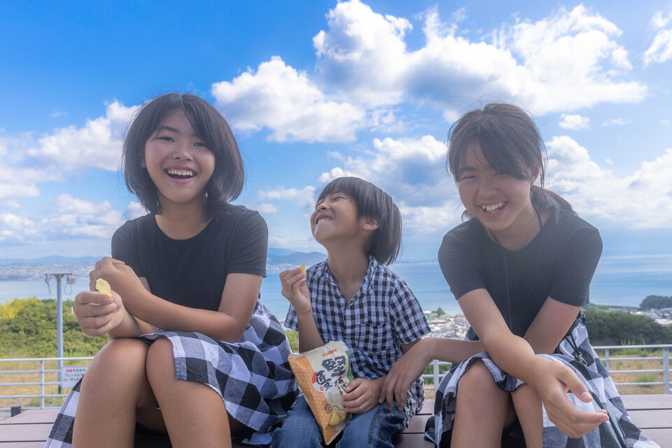 堅あげポテトが食べたくなるシーン！で賞　himawariさんの作品「淡路島で幸せタイム」