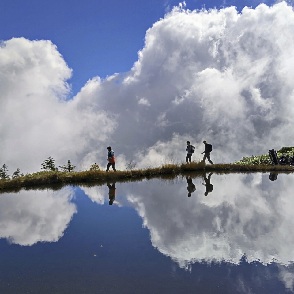小松重徳さんの作品「秘空の大池」