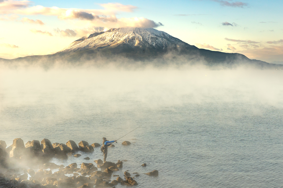 入賞　黒木陽介さんの作品「寒暁の錦江湾」