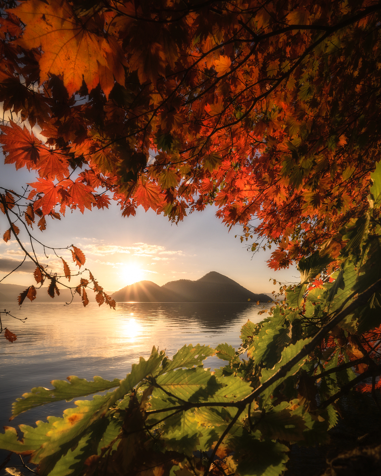 入賞　きーとさんの作品「Hidden Entrance to Lake Toya」