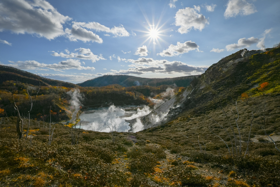 トゥレッポん賞　y_ukinaさんの作品「秋の白煙たゆたう」