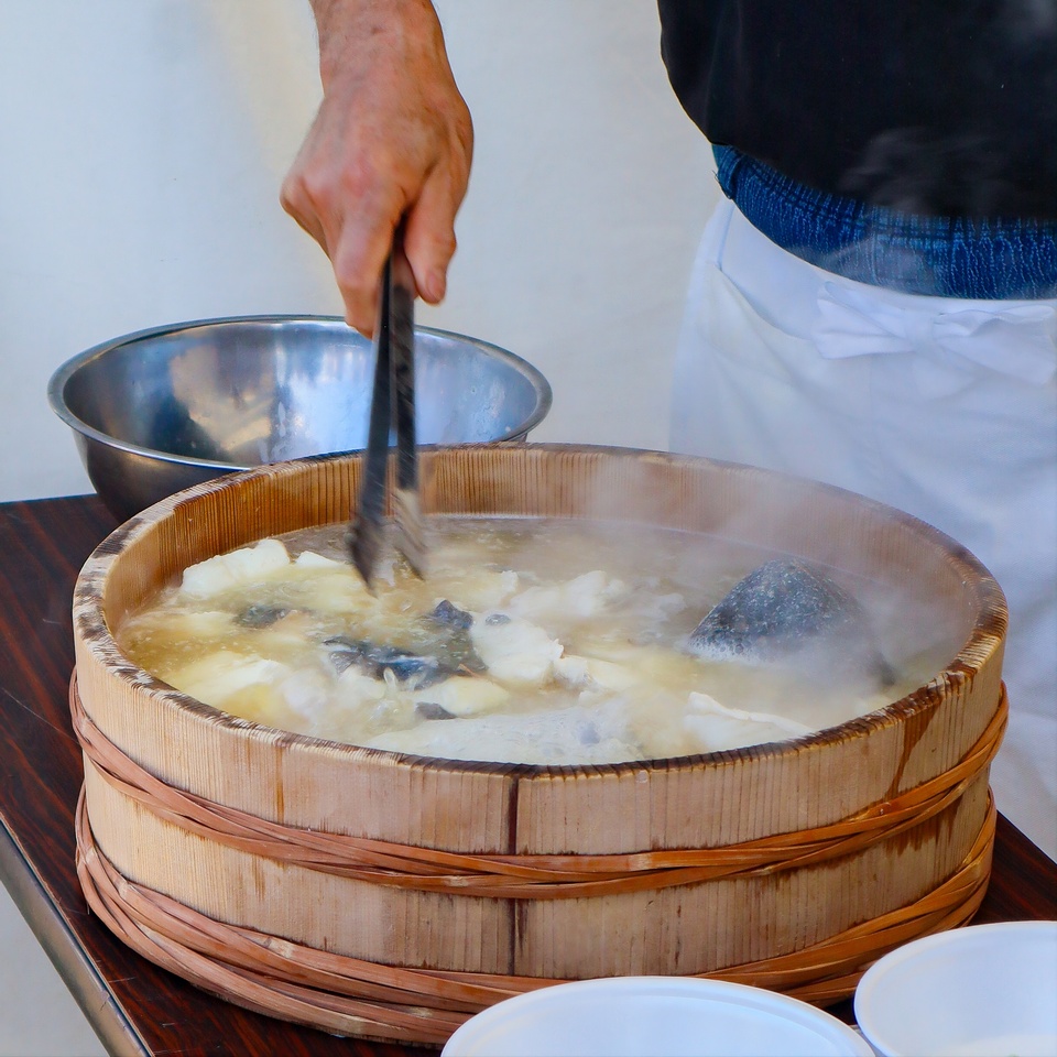 入賞　momoさんの作品「男鹿名物の石焼料理」