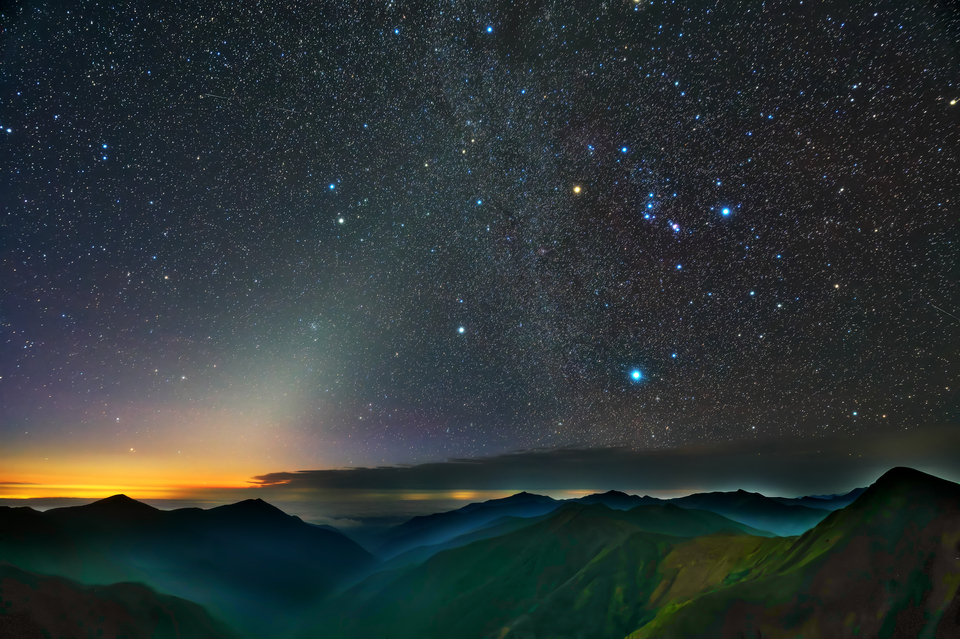 入選　横江　憲一さんの作品「光のクロス」