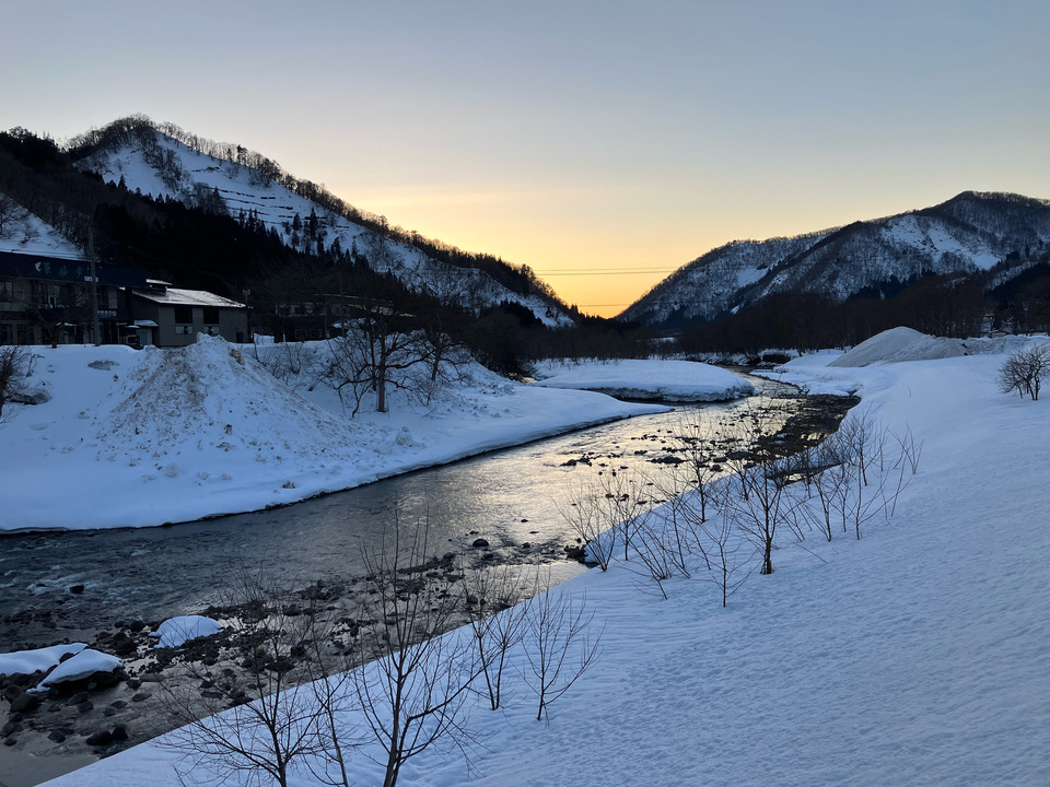 村長特別賞　H.H.さんの作品「成瀬川と夕焼け」