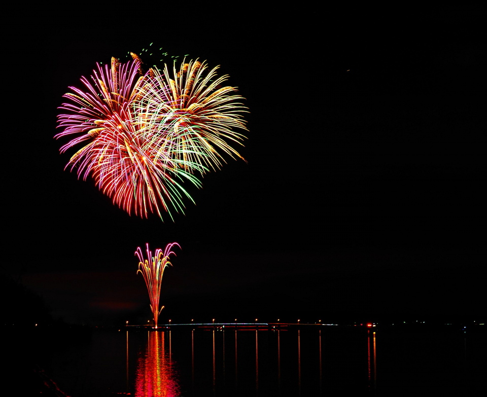 佳作（神栖の四季）　ninngennさんの作品「橋を越えた光」