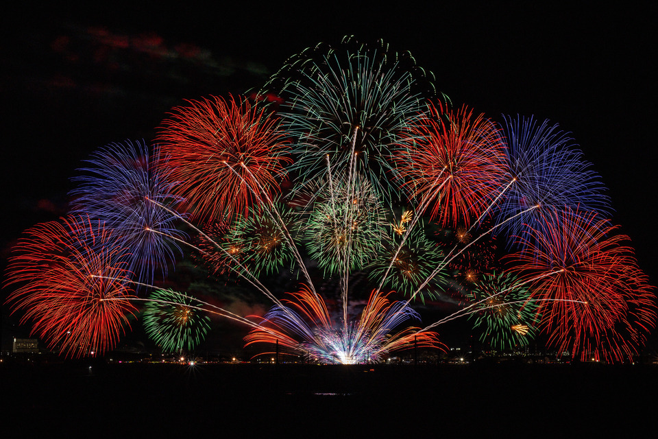 優秀賞（神栖の四季）　Takahito Yagamiさんの作品「扇打ちコレクション」