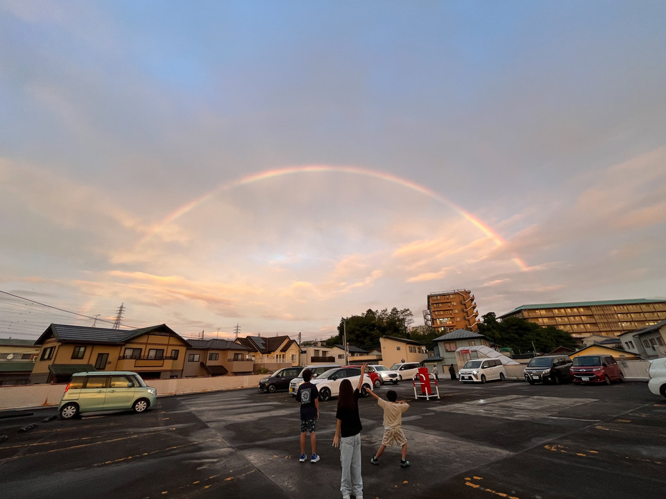 入選（スマホ写真部門）　小原 美幸さんの作品「みんなで見れてしあわせ♪」