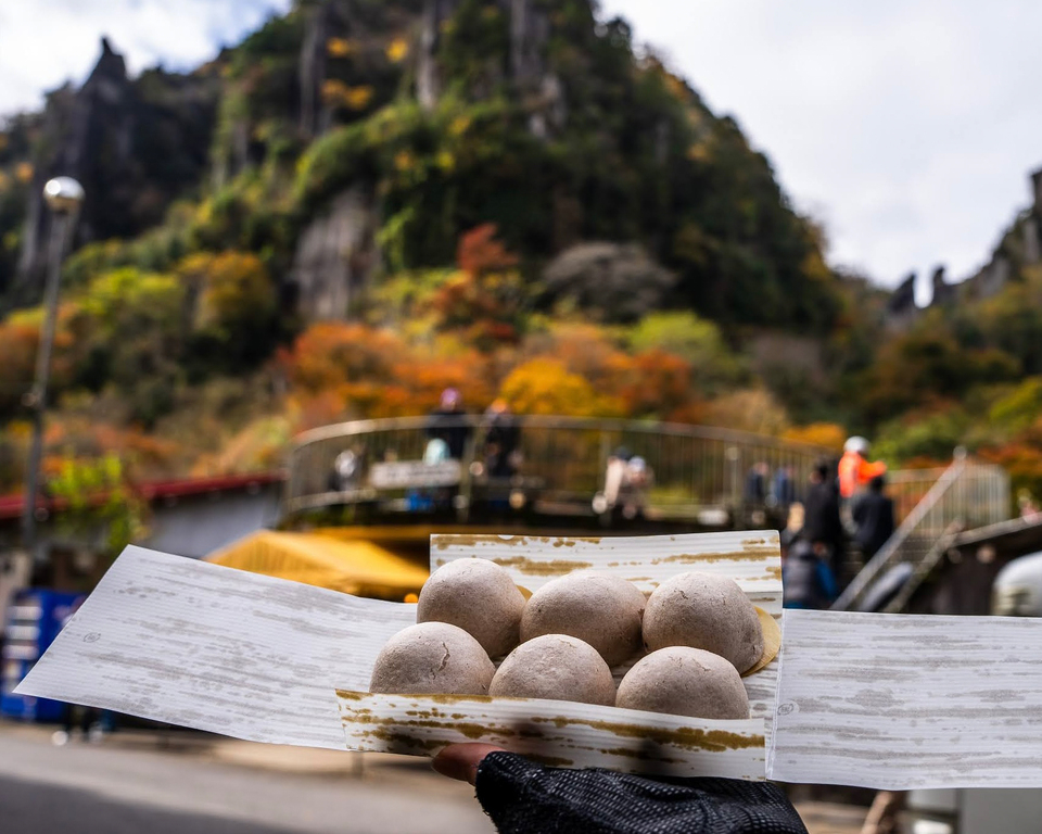 グルメ 優秀賞　tatsu_roadさんの作品「そば饅頭と一目八景」