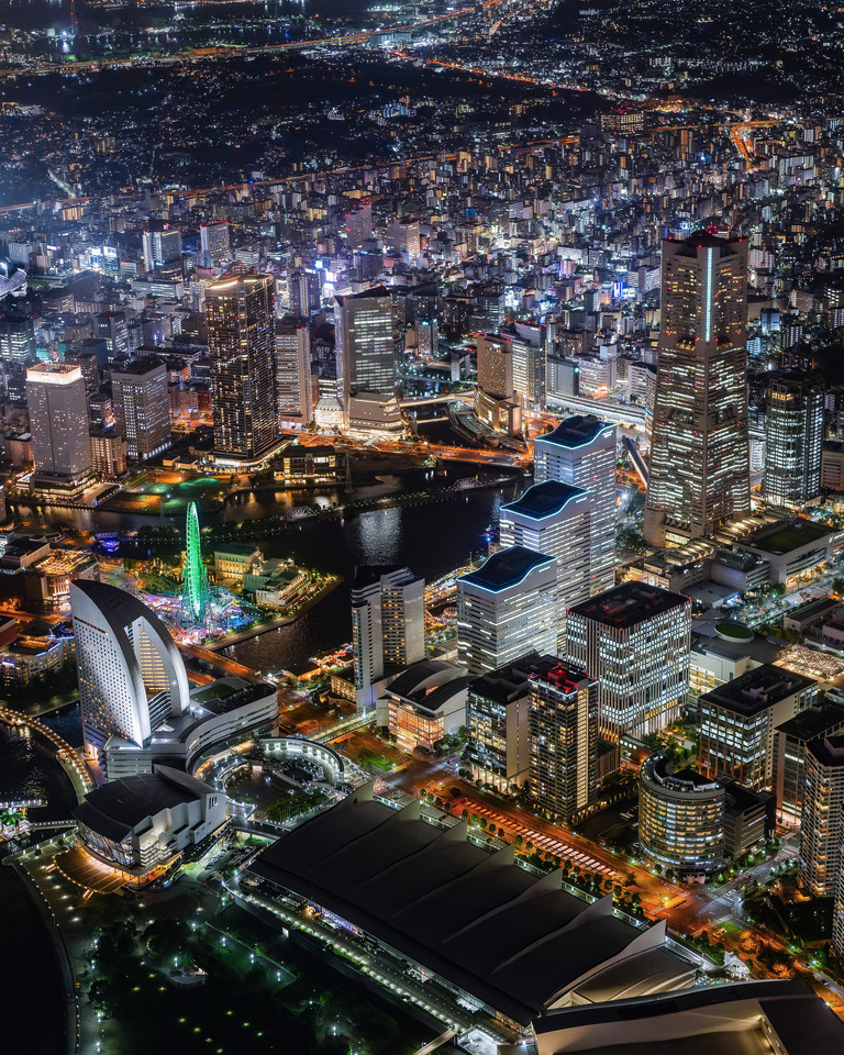 横浜夜景部門 入賞　hanasan373さんの作品「未来都市」