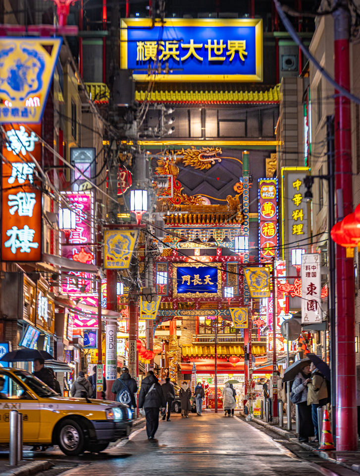 横浜夜景部門 優秀賞　kamerabakagramさんの作品「Deep Yokohama」