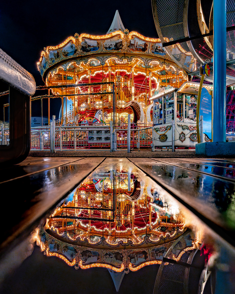 横浜夜景部門 入賞　blackriver410さんの作品「雨上がりのコスモワールド」