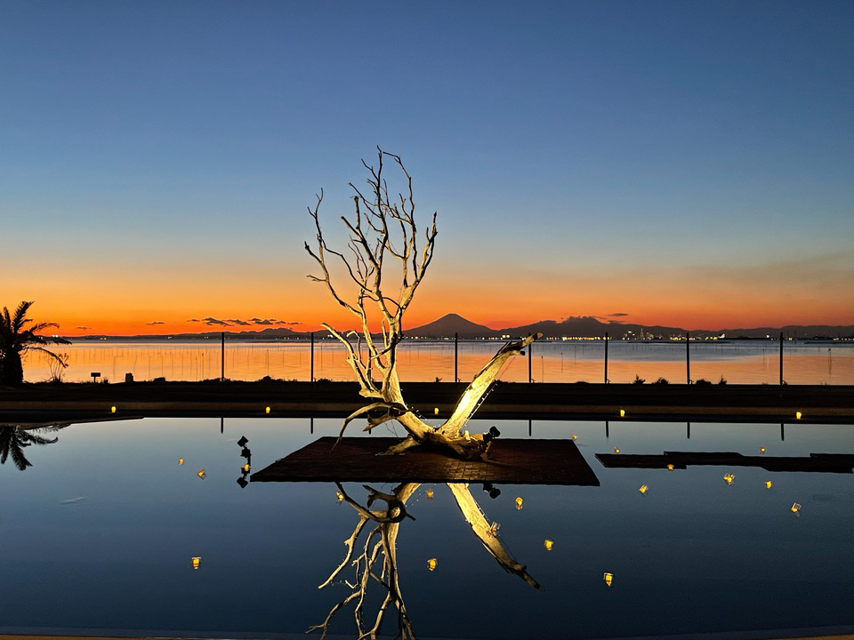 最優秀賞（観光事業者部門）　株式会社ホテル三日月さんの作品「ホテル三日月からの夕焼け」